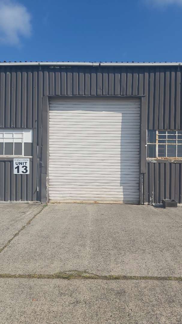 To Let Commercial Property for Rent in Wilsonia Eastern Cape